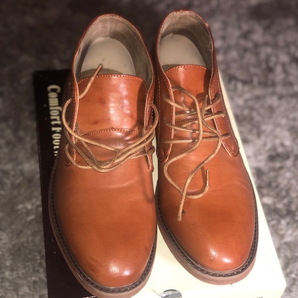 Boys faux leather booties size 6M - Picture 2 of 6